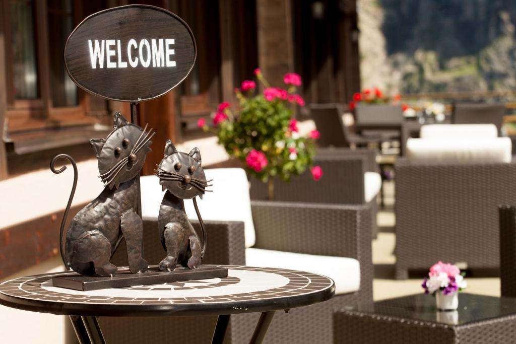 Hotel Aux Mille Etoiles Salvan Dış mekan fotoğraf