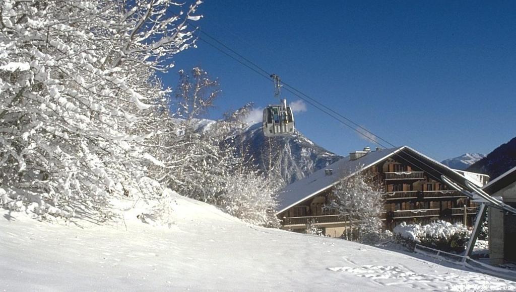 Hotel Aux Mille Etoiles Salvan Dış mekan fotoğraf